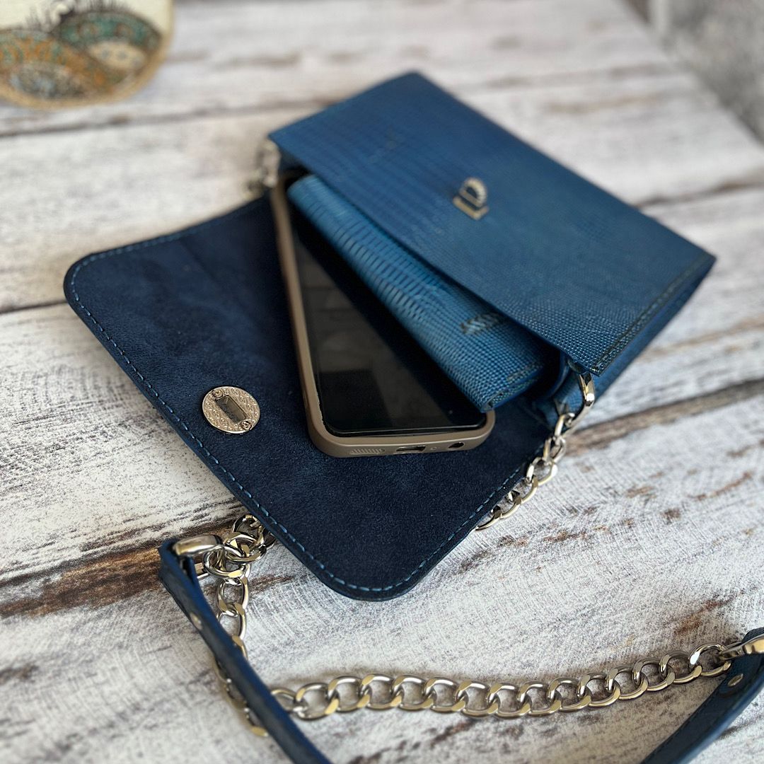 کیف مجلسی زنانه چرم طبیعی لِوینا