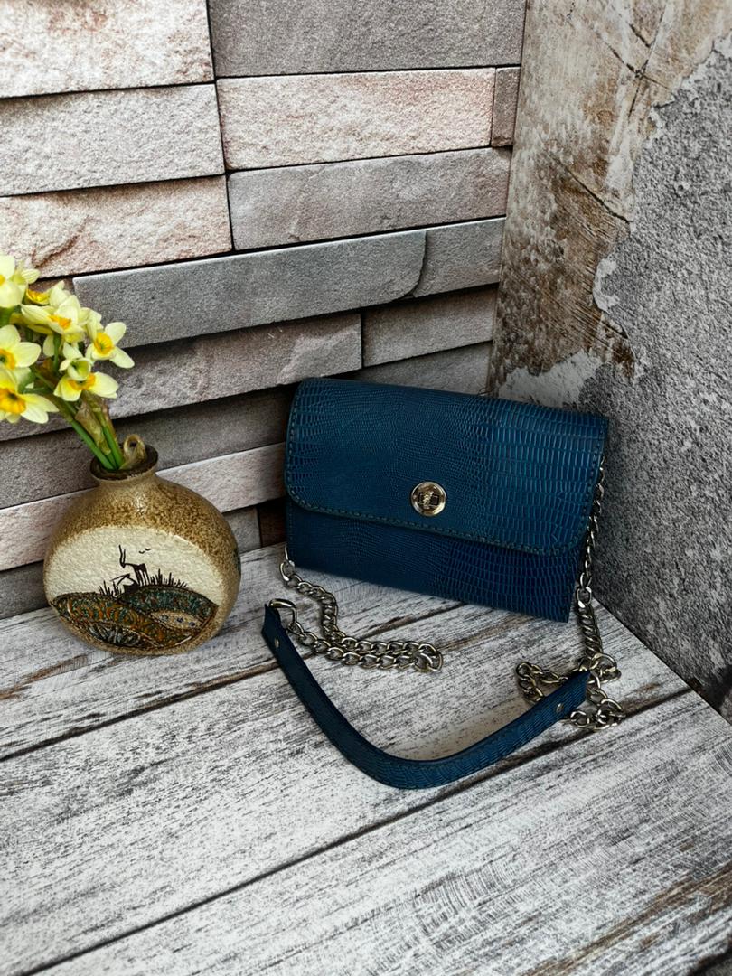 کیف مجلسی زنانه چرم طبیعی لِوینا